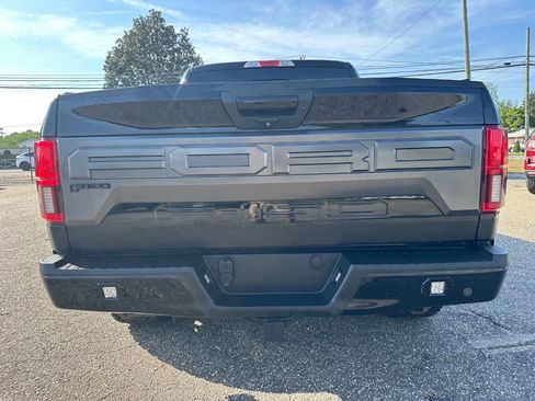 Used 2018 Ford F150 XLT w/ Equipment Group 302A Luxury image 18