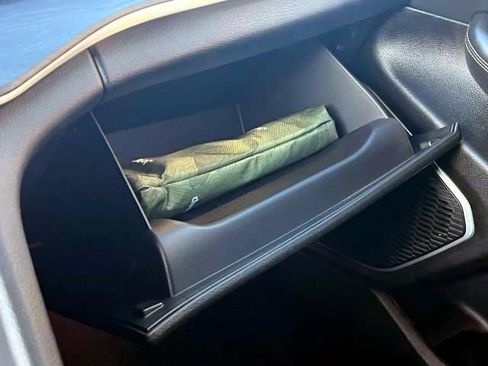 Certified 2022 Jeep Grand Cherokee L Limited image 28