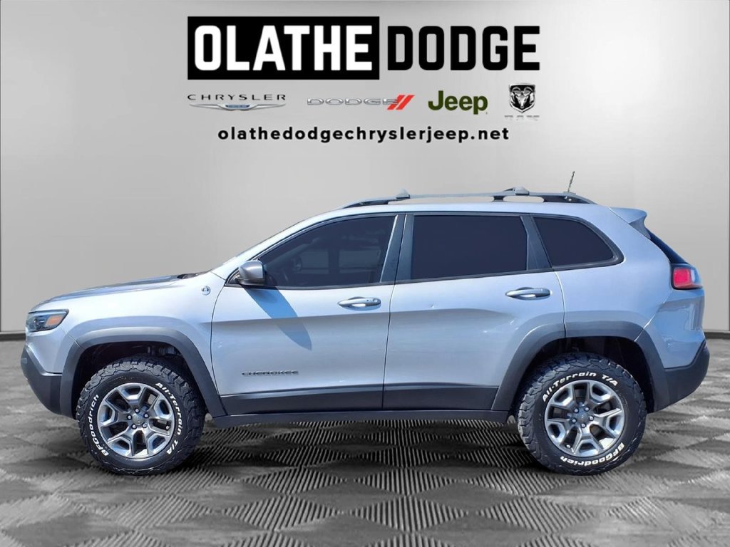 Used 2019 Jeep Cherokee Trailhawk w/ Comfort/Convenience Group AWD/4WD image 20