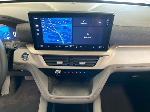 New 2026 Ford Explorer Active w/ Active Comfort Package AWD/4WD image 23