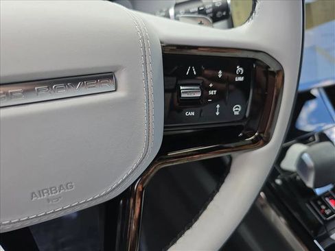 Certified 2025 Land Rover Range Rover Sport Autobiography AWD/4WD image 19