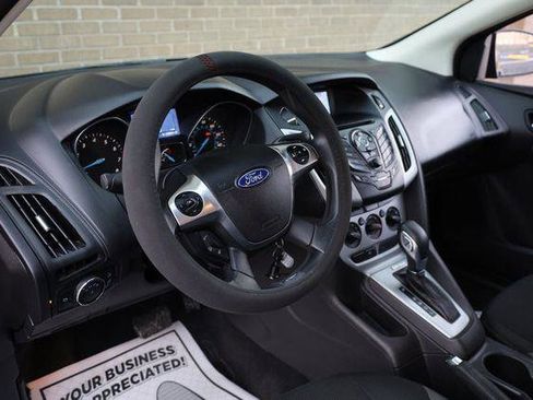 Used 2014 Ford Focus SE FWD image 13