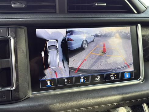 Used 2021 GMC Yukon XL Denali image 19