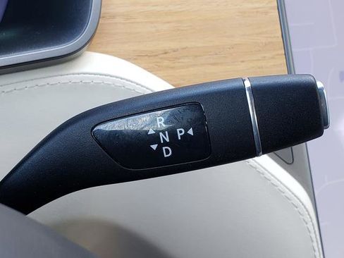 Used 2021 Tesla Model S AWD image 24