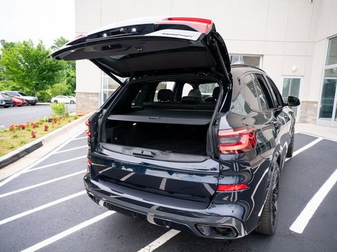 Used 2022 BMW X5 xDrive40i w/ M Sport Package AWD/4WD image 54