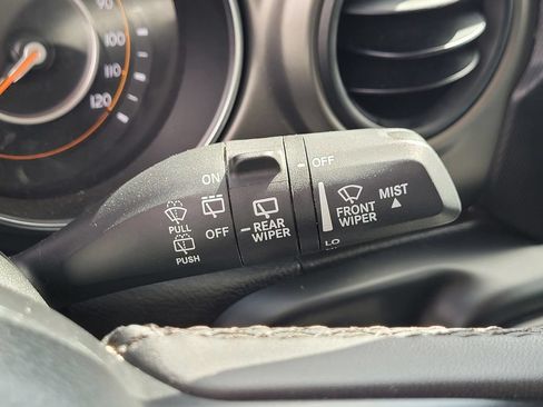 Used 2023 Jeep Wrangler Unlimited Sport AWD/4WD image 27