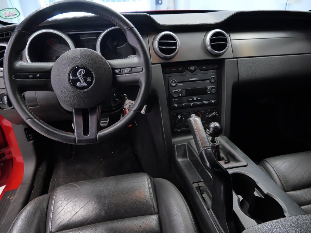 Used 2007 Ford Mustang Shelby GT500 RWD image 12