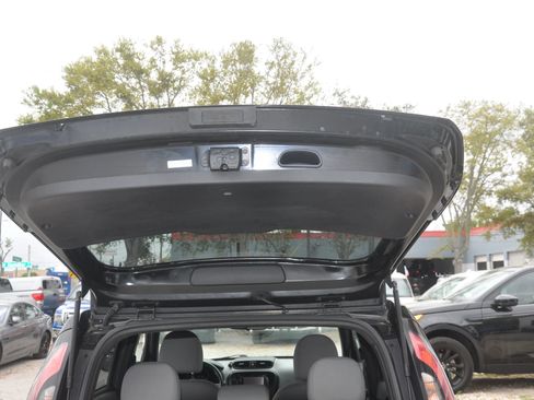 Used 2014 Kia Soul + image 24