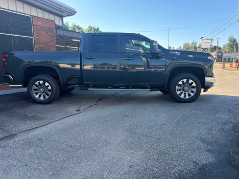 New 2026 Chevrolet Silverado 2500 LT w/ Safety Package AWD/4WD image 4