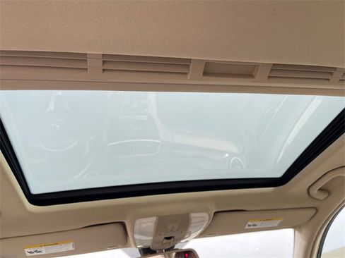 Used 2013 Mercedes-Benz C 300 4MATIC Sedan image 24