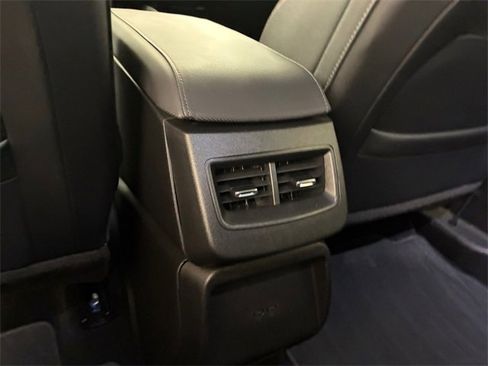 Used 2024 Chevrolet Equinox EV RS image 19