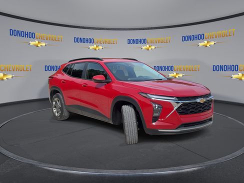 New 2026 Chevrolet Trax LT FWD image 5