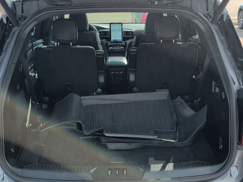 Used 2021 Ford Explorer ST w/ Equipment Group 401A AWD/4WD image 18