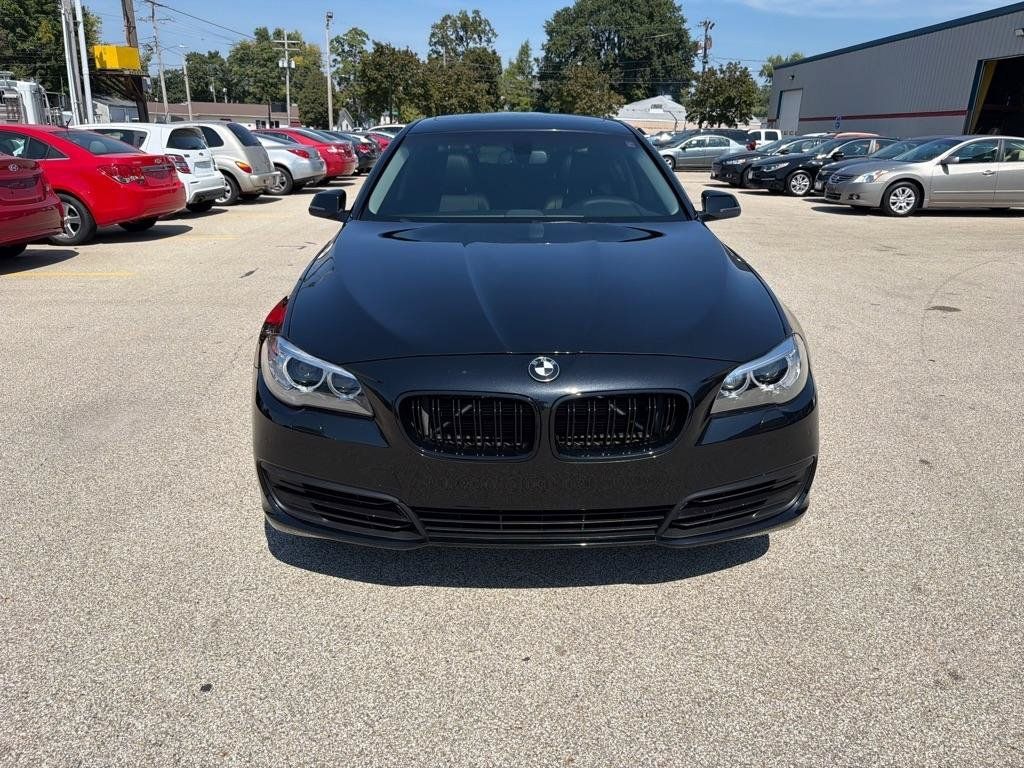 Used 2014 BMW 528i xDrive Sedan AWD/4WD image 3