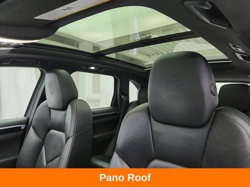 Used 2017 Porsche Cayenne S AWD/4WD image 12