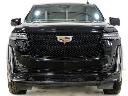 Used 2023 Cadillac Escalade Sport image 2