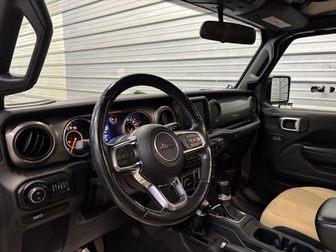 Used 2020 Jeep Gladiator Sport w/ Quick Order Package 24S image 10