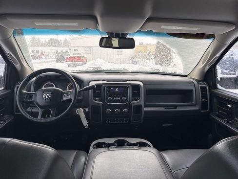 Used 2016 RAM 2500 Tradesman w/ Chrome Appearance Group image 24