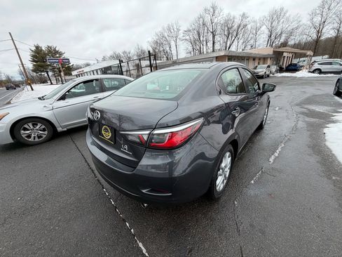 Used 2016 Scion iA image 4