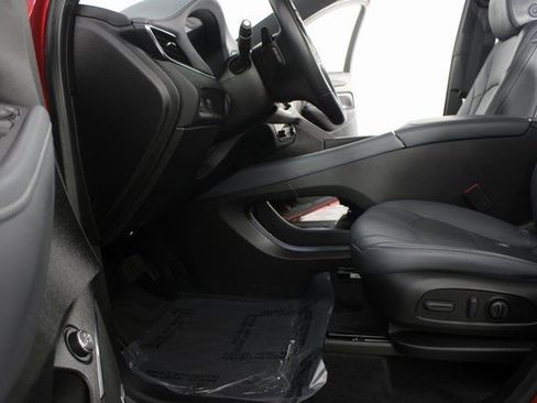 Used 2023 Buick Enclave Essence w/ Experience Buick Package image 17