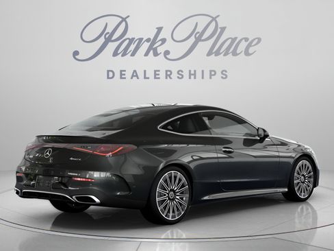 Used 2025 Mercedes-Benz CLE 300 4MATIC Coupe image 19