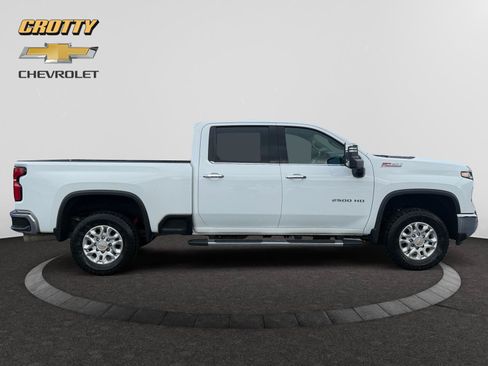 Used 2024 Chevrolet Silverado 2500 LTZ w/ LTZ Convenience Package AWD/4WD image 6