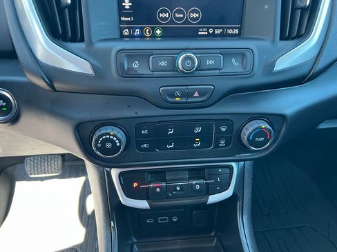 Used 2023 GMC Terrain SLE w/ LPO, Floor Liner Package FWD image 33