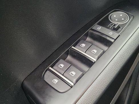 Used 2025 Kia Soul LX w/ LX Technology Package image 27