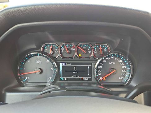 Used 2018 Chevrolet Silverado 1500 LT w/ All Star Edition image 31