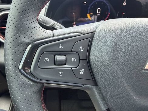 Used 2026 Chevrolet Trax RS w/ Driver Confidence Package FWD image 31