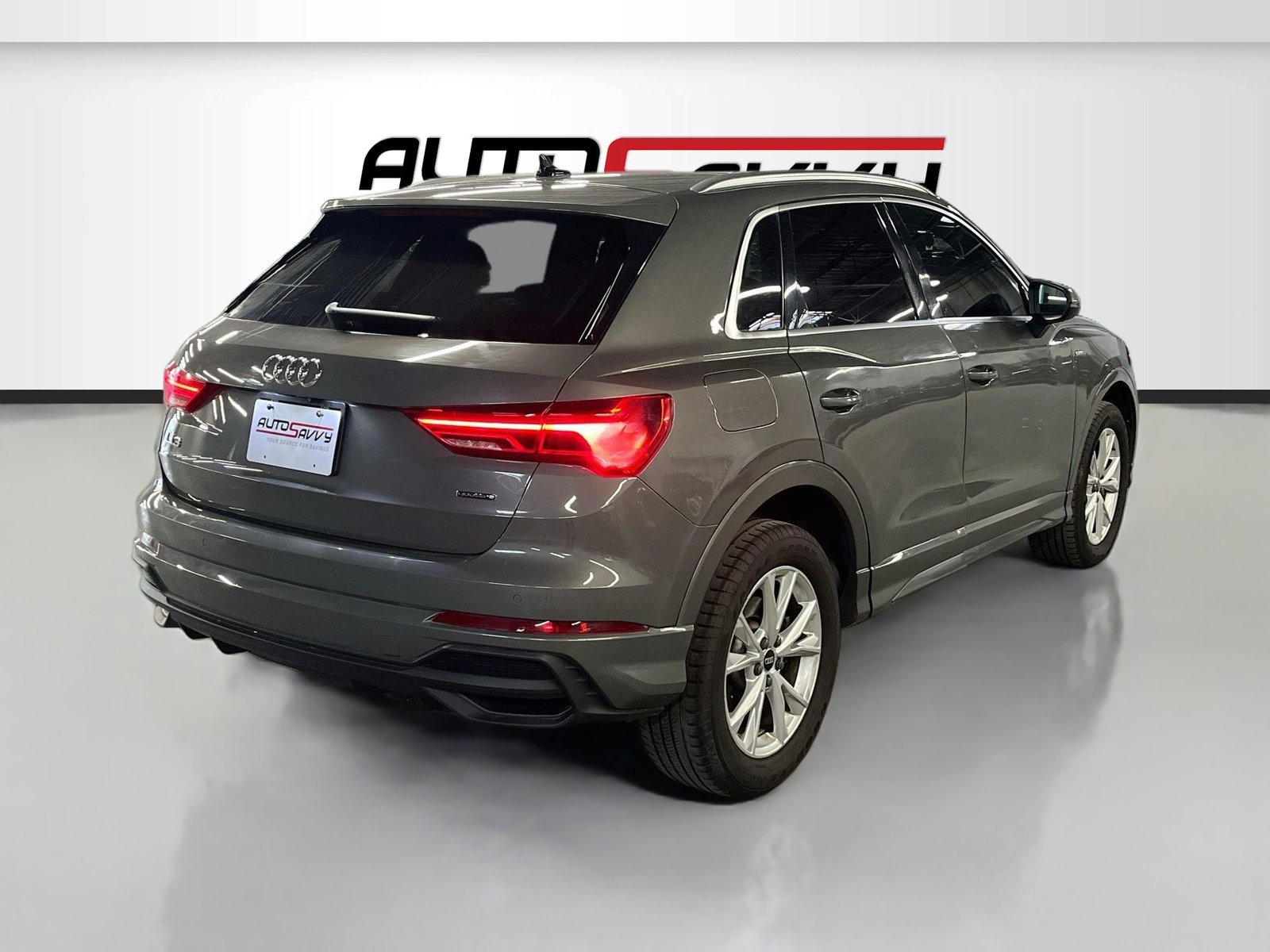 Used 2025 Audi Q3 2.0T Premium AWD/4WD image 7
