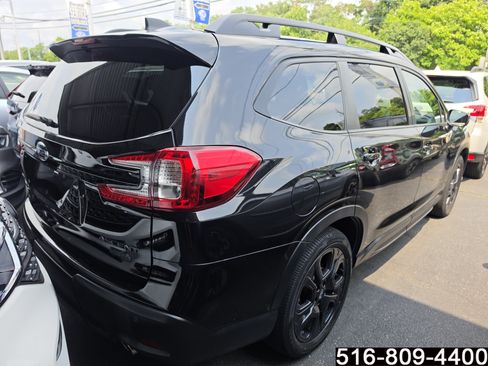 Used 2023 Subaru Ascent Onyx Edition AWD/4WD image 4