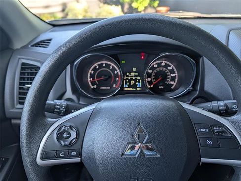 Used 2024 Mitsubishi Outlander Sport ES AWD/4WD image 34