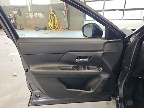 New 2026 Nissan Kicks SV image 10