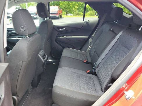 Used 2024 Chevrolet Equinox LT FWD image 27