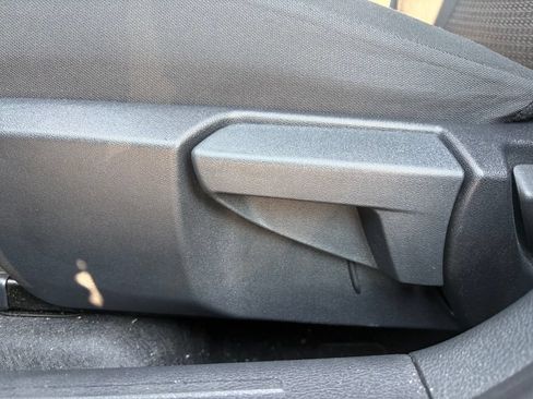Used 2025 Nissan Kicks S FWD image 14