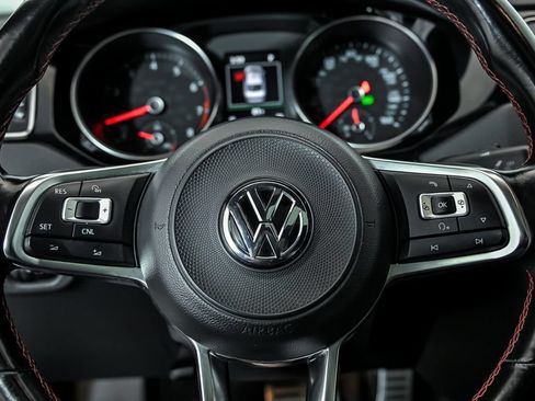Used 2017 Volkswagen Jetta GLI FWD image 19