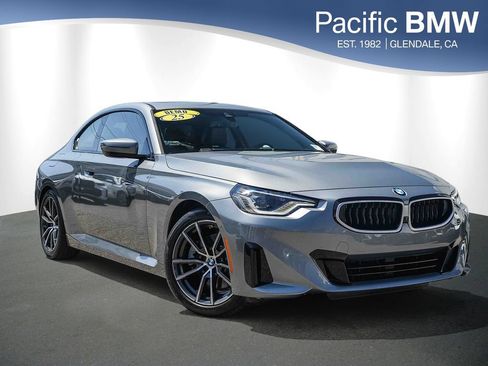 Used 2025 BMW 230i Coupe RWD image 1