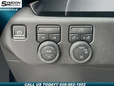 Used 2025 Chevrolet Silverado 1500 LT image 18