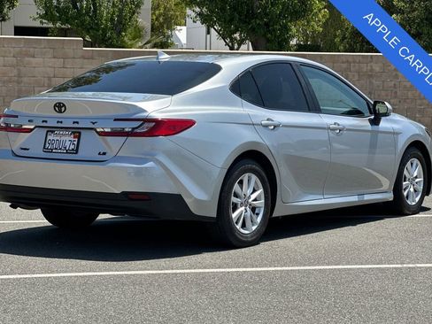 Used 2025 Toyota Camry LE w/ Convenience Package FWD image 4