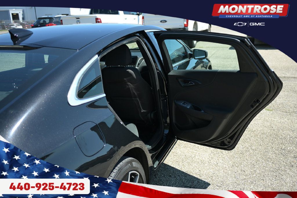 Used 2022 Chevrolet Malibu RS FWD image 35