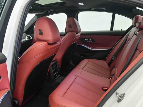 Used 2025 BMW 330i Sedan w/ Convenience Package image 20