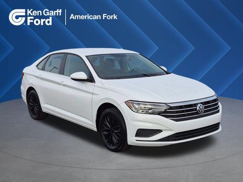 Used 2020 Volkswagen Jetta S w/ Driver Assistance Package FWD image 1