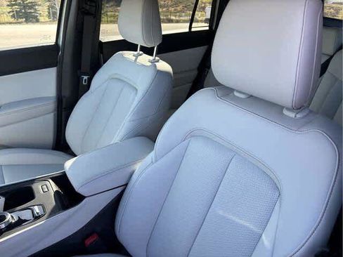 New 2026 Jeep Cherokee Limited AWD/4WD image 10