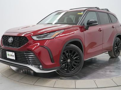 Used 2023 Toyota Highlander XSE