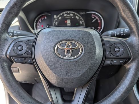 Used 2023 Toyota RAV4 XLE FWD image 18
