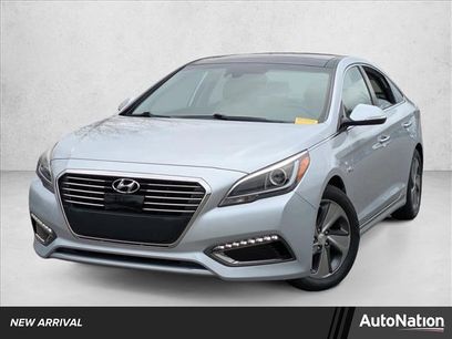 Used 2017 Hyundai Sonata Limited w/ Ultimate Package 02