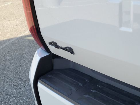 New 2026 Toyota Tundra SR5 AWD/4WD image 7