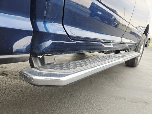 Used 2024 RAM 2500 Big Horn w/ Bed Utility Group image 18