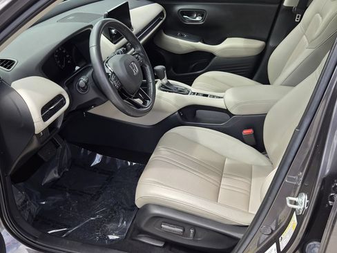 Certified 2025 Honda HR-V EX-L image 10